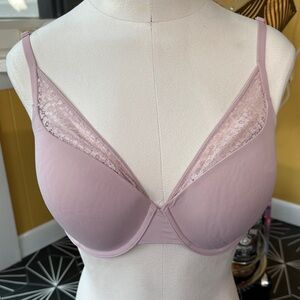 Victoria's Secret Lace Accent Bra in Soft Pink